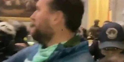 穿越到70年代吃瓜群众,见证那个时代的“吃瓜”风云